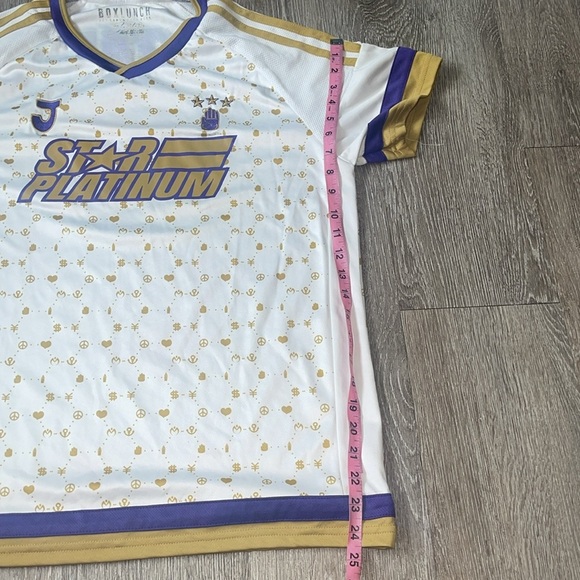 JoJo's Soccer Jersey Bizarre Adventure Star Platinum mens medium Boxlunch Jotaro - Picture 5 of 7